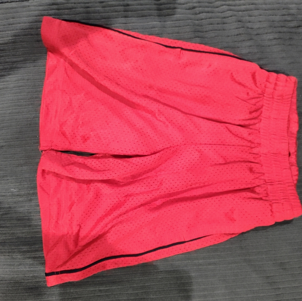 Boys XS (6/7) shorts